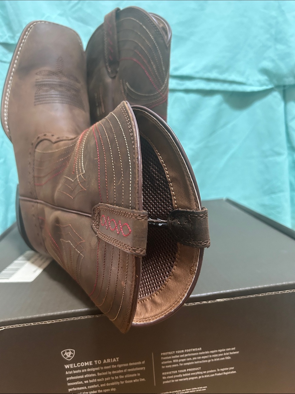 ARIAT Men's Brown Western Cowboy Boots - Classic Pull-On Style[Like New] - Picture 5 of 8